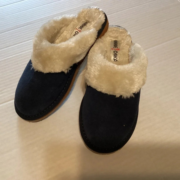 Minnetonka suede slippers navy size 8 faux fur lined - Picture 4 of 7